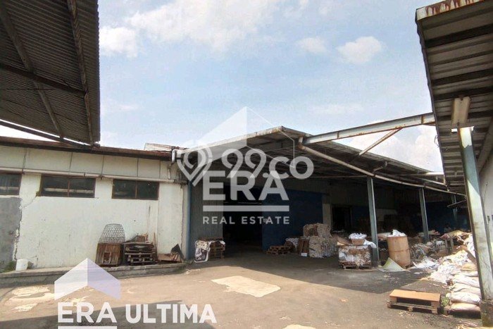Gudang Disewa di Bandung dengan LB 600m2 Area Komersial Ramai Gudang Disewa di Bandung dengan LB 600m2 Area Komersial Ramai