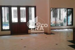 Jual Rumah Luas Elegan Dengan View Cantik di Kemang, Jakarta Selatan Jual Rumah Luas Elegan Dengan View Cantik di Kemang, Jakarta Selatan