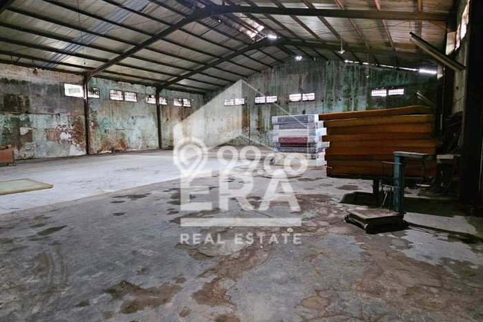 Gudang untuk Disewa di Pusat Bandung Luas Bangunan 3500m2 Gudang untuk Disewa di Pusat Bandung Luas Bangunan 3500m2