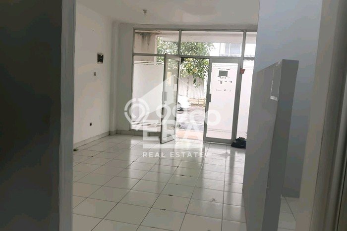 Ruko untuk disewa di Margahayu punya LT 50m2 & LB 100m2 harga sewa kompetitif Ruko untuk disewa di Margahayu punya LT 50m2 & LB 100m2 harga sewa kompetitif