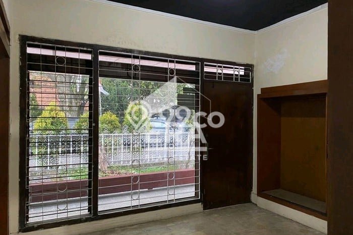 Rumah sewa siap pakai 5 KT di Moch Toha, Bandung Rumah sewa siap pakai 5 KT di Moch Toha, Bandung