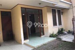 BEST PRICE! Rumah di Sarijadi, Dekat Pusat Kota, 1 KM, LT 70m² Bangunan 130m² BEST PRICE! Rumah di Sarijadi, Dekat Pusat Kota, 1 KM, LT 70m² Bangunan 130m²