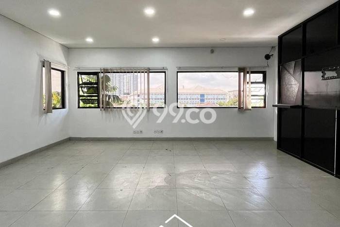 Kantor Dijual di Jakarta Selatan LT 1237m2 & LB 1000m2 Lokasi Terbaik! Kantor Dijual di Jakarta Selatan LT 1237m2 & LB 1000m2 Lokasi Terbaik!