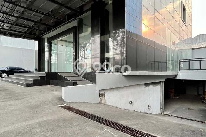 Dijual! Kantor di Warung Buncit Jakarta Selatan LT 710m2 / LB 2069m2 Kawasan Strategis Dijual! Kantor di Warung Buncit Jakarta Selatan LT 710m2 / LB 2069m2 Kawasan Strategis