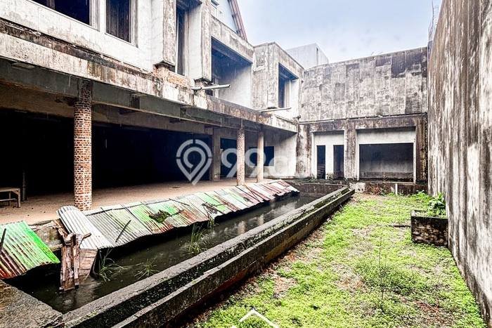 Kavling Tanah untuk Dijual di Pondok Indah, Jakarta Selatan, Luas 1365m2 Kavling Tanah untuk Dijual di Pondok Indah, Jakarta Selatan, Luas 1365m2