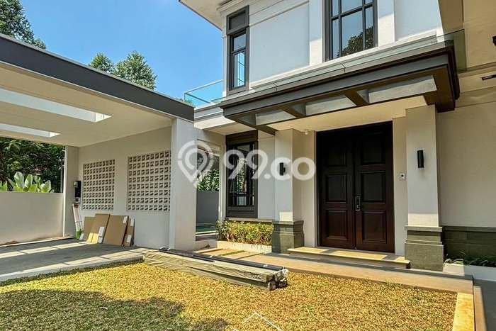 Rumah Elit Modern Tanpa Renovasi di Tanjung Barat Jakarta Selatan Rumah Elit Modern Tanpa Renovasi di Tanjung Barat Jakarta Selatan