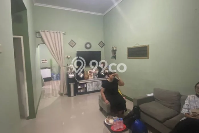 Jual Rumah Harga Miring Cibinong Punya 2 Kamar & LT 84m2 Jual Rumah Harga Miring Cibinong Punya 2 Kamar & LT 84m2
