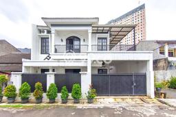 For Sale Rumah Mewah Exclusive di Ciputat, Tangerang Selatan For Sale Rumah Mewah Exclusive di Ciputat, Tangerang Selatan