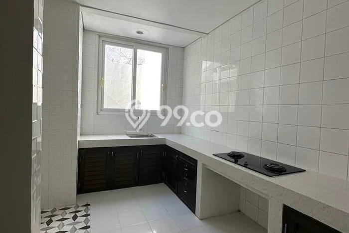 HOT PROPERTY! Rumah Strategis di Mulyorejo, Luas 262m2m² Bangunan 220m2m² HOT PROPERTY! Rumah Strategis di Mulyorejo, Luas 262m2m² Bangunan 220m2m²