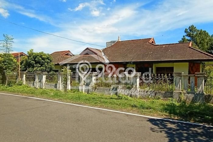 Disewakan Tanah di Semarang, Luas 617m2 Area Berkembang Disewakan Tanah di Semarang, Luas 617m2 Area Berkembang