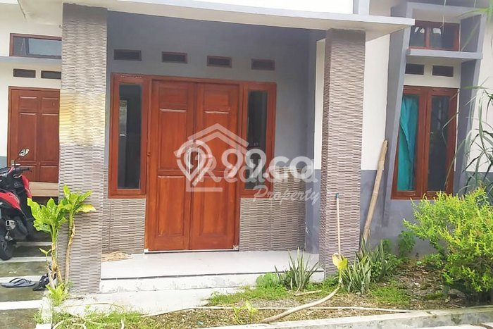For Sale Hunian Rumah Terawat 4 KT di Sukoharjo, Surakarta For Sale Hunian Rumah Terawat 4 KT di Sukoharjo, Surakarta