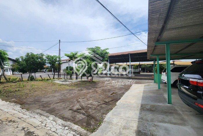 Gudang Komersial Disewakan di Genuk Semarang Luas 1500m2 Gudang Komersial Disewakan di Genuk Semarang Luas 1500m2