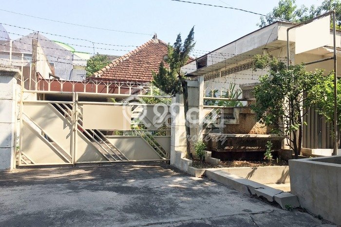 Ready to Use! Luxury House LT 450m2 Desain Elegan di Wonodri Ready to Use! Luxury House LT 450m2 Desain Elegan di Wonodri