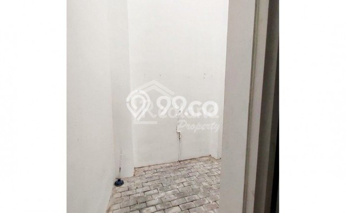 Ruko Dijual di Semarang LT 134m2 & LB 230m2 Lokasi Terbaik! Ruko Dijual di Semarang LT 134m2 & LB 230m2 Lokasi Terbaik!