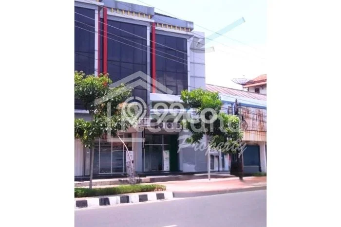 Disewakan Ruko komersial di Semarang Selatan luas bangunan 215m2 Disewakan Ruko komersial di Semarang Selatan luas bangunan 215m2