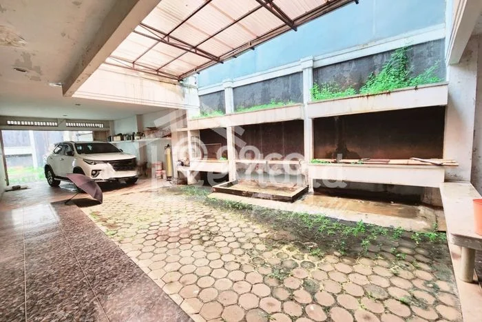 Disewakan Rumah Konsep Modern di Semarang Tengah Semarang dengan 7 KT Disewakan Rumah Konsep Modern di Semarang Tengah Semarang dengan 7 KT