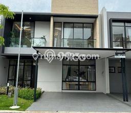 Ready to Use! Luxury House LT 150m2 Desain Elegan di Pantai Indah Kapuk Ready to Use! Luxury House LT 150m2 Desain Elegan di Pantai Indah Kapuk