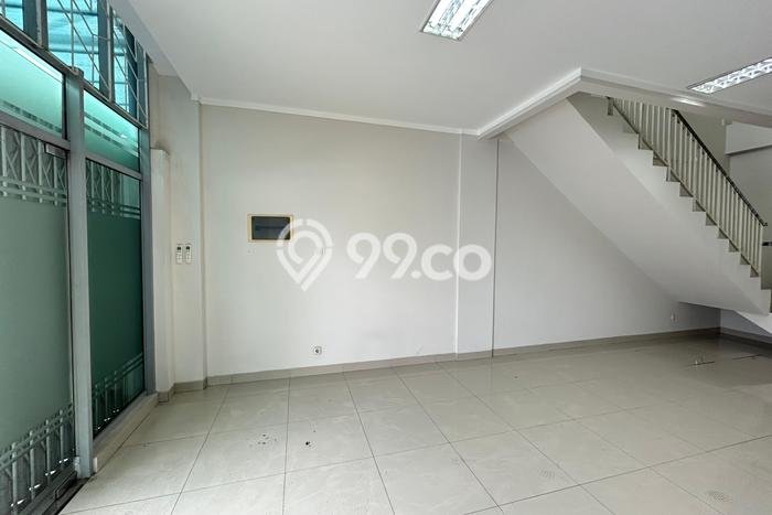 LOKASI STRATEGIS! Ruko di Sektor 7-Bintaro, Luas 95m², Kawasan Ramai, Ready Bisnis LOKASI STRATEGIS! Ruko di Sektor 7-Bintaro, Luas 95m², Kawasan Ramai, Ready Bisnis