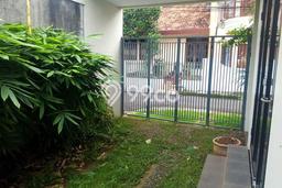 Disewakan! Rumah 2 Kamar Tidur &
2 Kamar Mandi di Bintaro, Jakarta Selatan Disewakan! Rumah 2 Kamar Tidur &
2 Kamar Mandi di Bintaro, Jakarta Selatan
