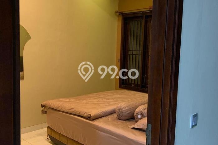 Sewa Rumah Murah di Bintaro Tangerang Selatan Punya 3 Kamar Tidur Sewa Rumah Murah di Bintaro Tangerang Selatan Punya 3 Kamar Tidur