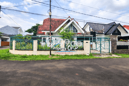 Siap Huni Rumah Mewah 4 Kamar di BSD Dekat ke Mana Saja Siap Huni Rumah Mewah 4 Kamar di BSD Dekat ke Mana Saja
