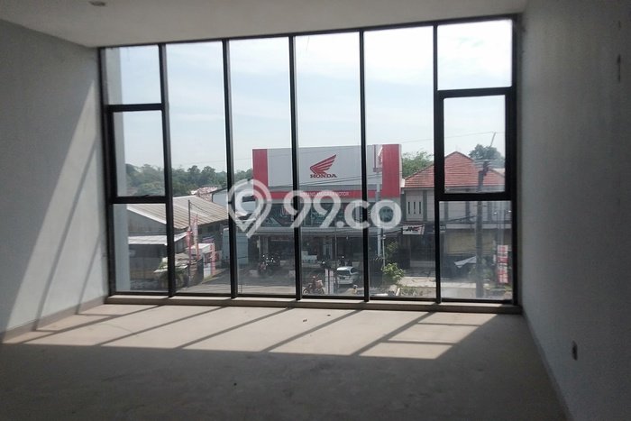 Area Strategis! Disewakan Ruko Lokasi Plered, Cirebon Cocok untuk Bisnis Area Strategis! Disewakan Ruko Lokasi Plered, Cirebon Cocok untuk Bisnis
