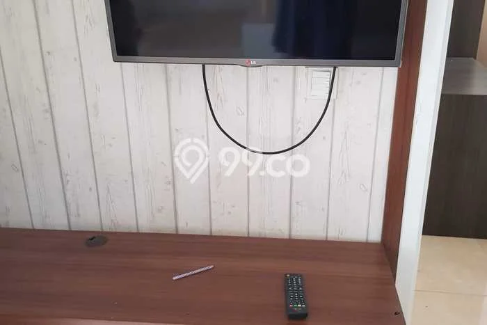 Disewakan Rumah Murah di BSD Tangerang dengan 3 Kamar Tidur Disewakan Rumah Murah di BSD Tangerang dengan 3 Kamar Tidur