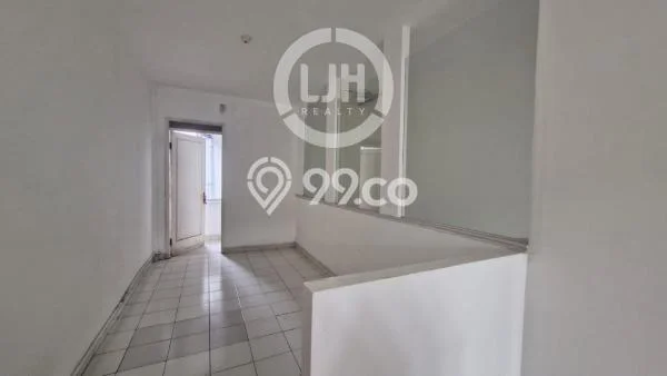 Ruko Disewa di Bogor dengan LB 0m2 Area Komersial Ramai Ruko Disewa di Bogor dengan LB 0m2 Area Komersial Ramai