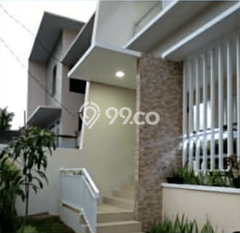 Ready to Use! Luxury House LT 124m2 Desain Modern di Pondok Kelapa Ready to Use! Luxury House LT 124m2 Desain Modern di Pondok Kelapa