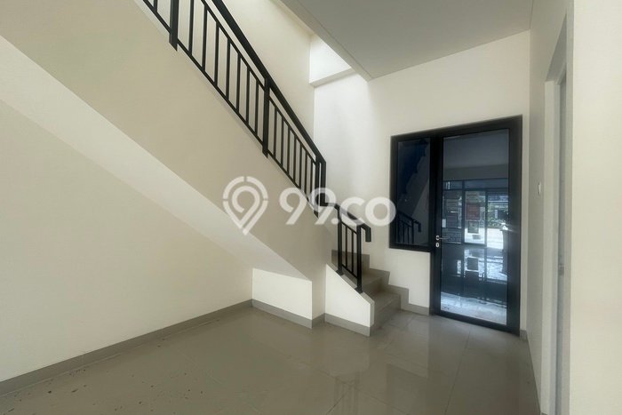 SENTRA BISNIS! Ruko Kawasan , Luas 141m2m², Kawasan Perniagaan SENTRA BISNIS! Ruko Kawasan , Luas 141m2m², Kawasan Perniagaan