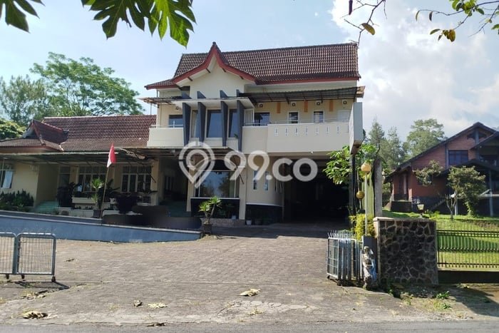 Hotel Strategis Kawasan Pakem, Luas 1000m2m², Jalan Utama, Ramai Hotel Strategis Kawasan Pakem, Luas 1000m2m², Jalan Utama, Ramai