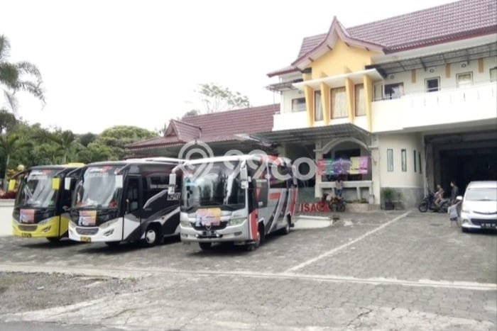 Hotel Strategis Kawasan Pakem, Luas 1000m2m², Jalan Utama, Ramai Hotel Strategis Kawasan Pakem, Luas 1000m2m², Jalan Utama, Ramai