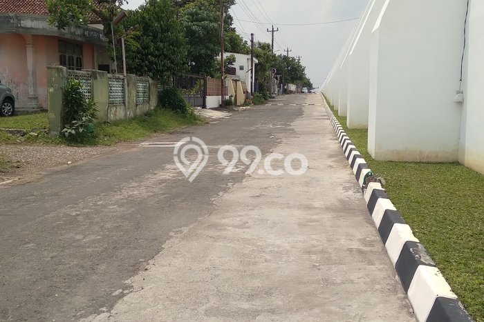 Kavling Tanah di Kraton Dijual Luas 592m2 Legalitas SHM Kavling Tanah di Kraton Dijual Luas 592m2 Legalitas SHM