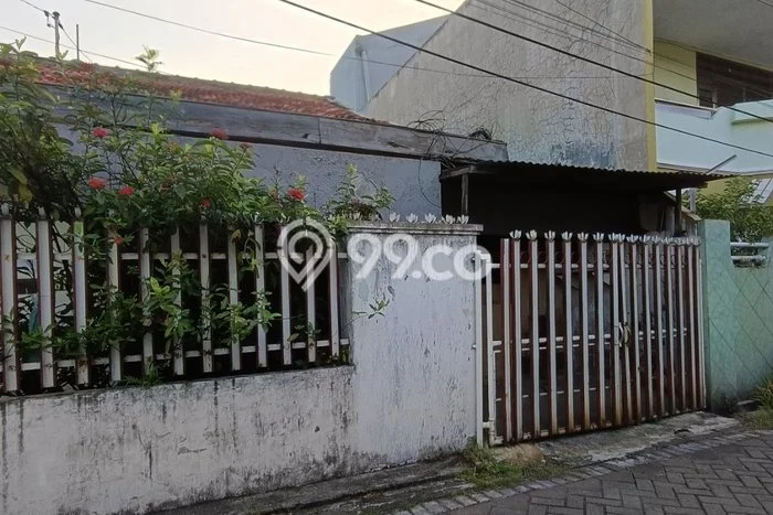Jual Rumah Strategis Bagus Punya 3 KT di Kenjeran Surabaya SHM Jual Rumah Strategis Bagus Punya 3 KT di Kenjeran Surabaya SHM