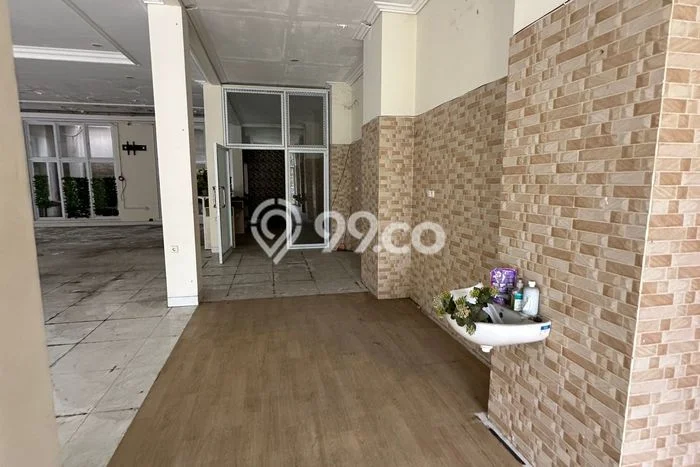Ruko Dijual di Prime Area Surabaya Luas 500m2 Ruko Dijual di Prime Area Surabaya Luas 500m2