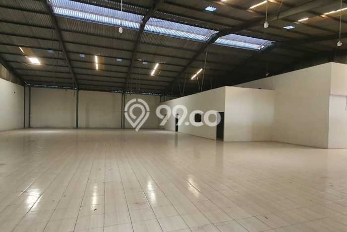 Gudang untuk disewa di Tandes punya LT 1031m2 & LB 1073m2 harga sewa kompetitif Gudang untuk disewa di Tandes punya LT 1031m2 & LB 1073m2 harga sewa kompetitif