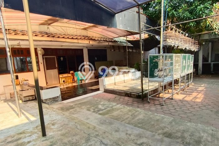 Unit Gudang Dijual di Surabaya LT 1239m2 & LB 400m2 Unit Gudang Dijual di Surabaya LT 1239m2 & LB 400m2