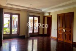 Rumah Luxury Modern Siap Huni di SCBD Jakarta Selatan Rumah Luxury Modern Siap Huni di SCBD Jakarta Selatan
