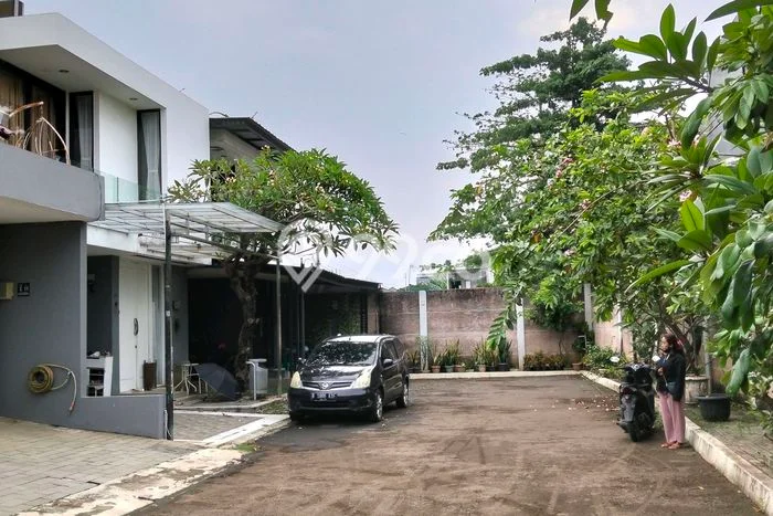 Hunian Nyaman Asri 3 KT Siap Pakai di Jatiwaringin Jakarta Timur Hunian Nyaman Asri 3 KT Siap Pakai di Jatiwaringin Jakarta Timur