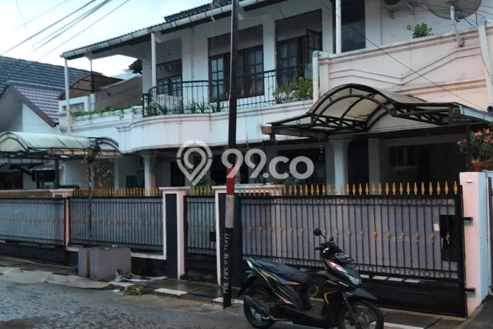 Rumah Modern 4 KT LT 182m2 di Jatibening Rumah Modern 4 KT LT 182m2 di Jatibening