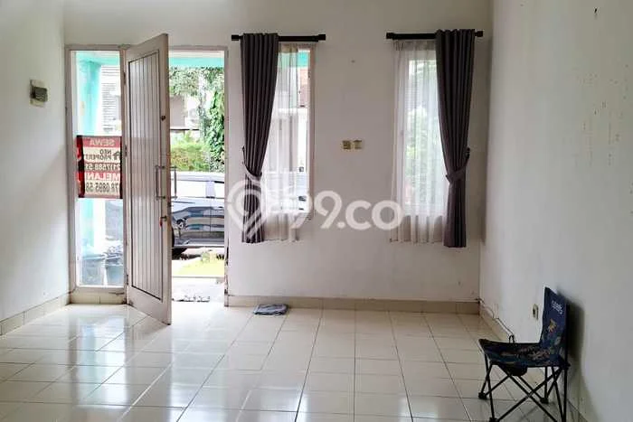 Sewa Rumah Harga Terjangkau di BSD Tangerang Punya 2 KT Sewa Rumah Harga Terjangkau di BSD Tangerang Punya 2 KT