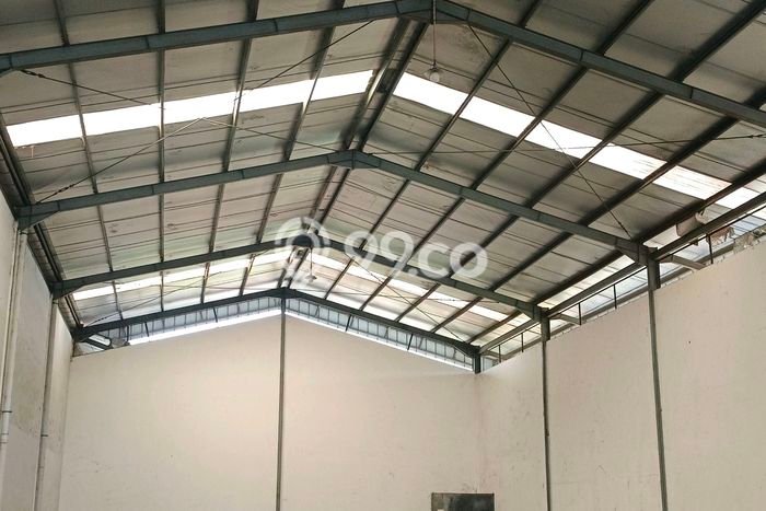 LOKASI STRATEGIS! Gudang di Gunung Sindur, Luas 756m², Kawasan Berkembang LOKASI STRATEGIS! Gudang di Gunung Sindur, Luas 756m², Kawasan Berkembang