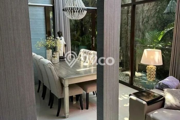 HARGA SPESIAL! Rumah di Kerobokan Kelod, Badung, LT 158m² LB 175m² BISA KPR! HARGA SPESIAL! Rumah di Kerobokan Kelod, Badung, LT 158m² LB 175m² BISA KPR!