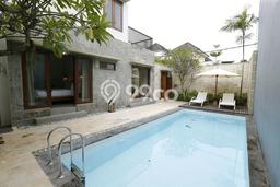 Vila Potensial di , Luas 210m2m², Area Nyaman Vila Potensial di , Luas 210m2m², Area Nyaman