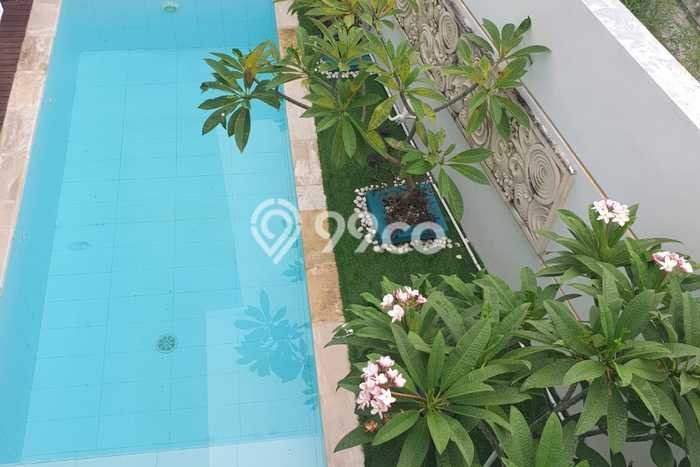 Vila Berkualitas di , Luas 200m2m², Kawasan Tenang dan nyaman Vila Berkualitas di , Luas 200m2m², Kawasan Tenang dan nyaman