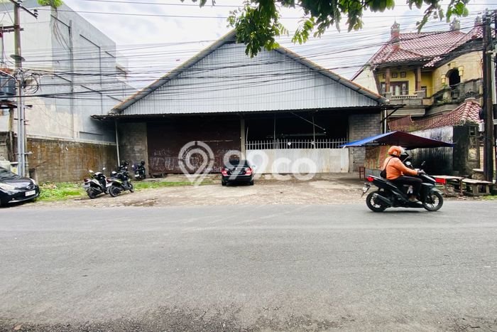 Unit Gudang Disewa Lokasi Denpasar Barat, Denpasar Spesifikasi Luas Bangunan 400m2 Unit Gudang Disewa Lokasi Denpasar Barat, Denpasar Spesifikasi Luas Bangunan 400m2