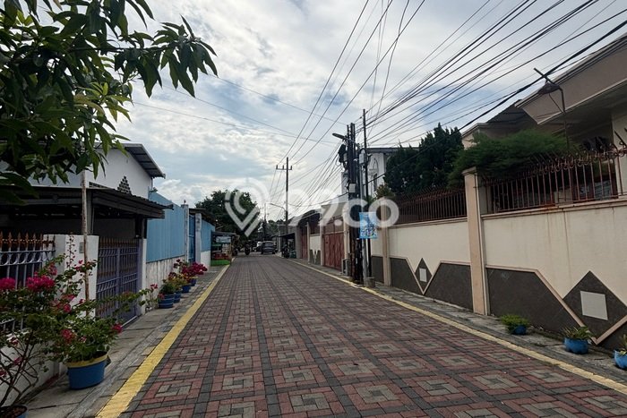 Rumah Strategis Minimalis Lb 150m2 di Kenjeran, Surabaya Rumah Strategis Minimalis Lb 150m2 di Kenjeran, Surabaya