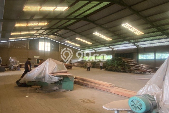 Gudang Bagus Dijual LB 7131m2 Lokasi Strategis Gresik Area Cocok untuk Berbisnis Gudang Bagus Dijual LB 7131m2 Lokasi Strategis Gresik Area Cocok untuk Berbisnis