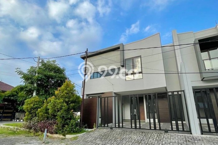 For Sale Rumah Mewah Exclusive di Gayungan, Surabaya For Sale Rumah Mewah Exclusive di Gayungan, Surabaya