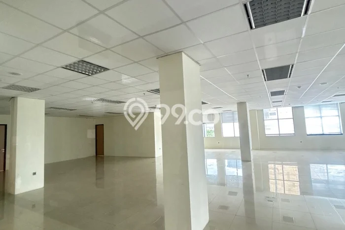 Kantor untuk Disewa di Pusat Surabaya Luas Bangunan 700m2 Kantor untuk Disewa di Pusat Surabaya Luas Bangunan 700m2